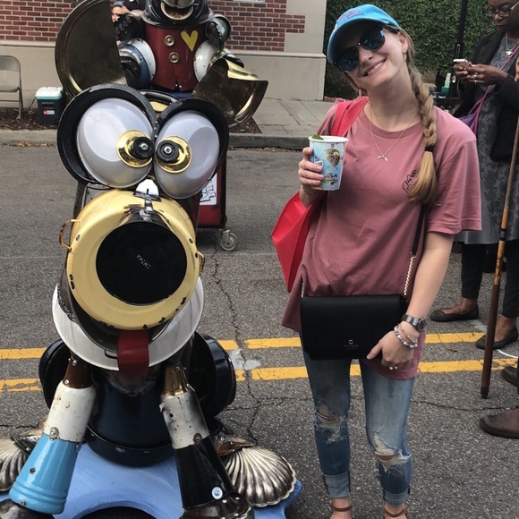 Meet the Posher - Picture 6 of 6